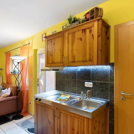 Apartment Am Keltenberg - La Luna