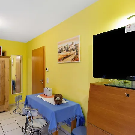 Am Keltenberg - La Luna Apartment